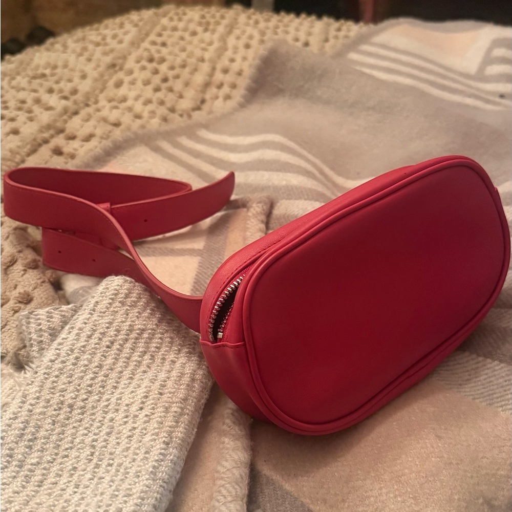 ROYCE New York Red Crossbody Bag